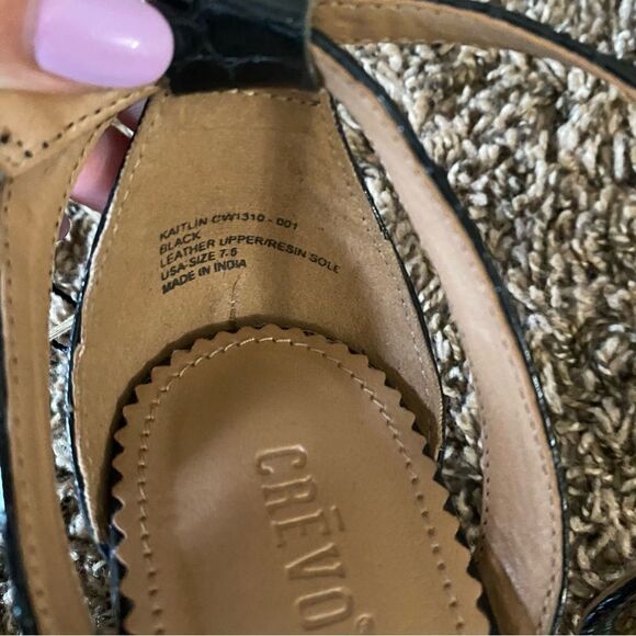 CREVO Kaitlin Block Heel Sandal - Picture 11 of 11